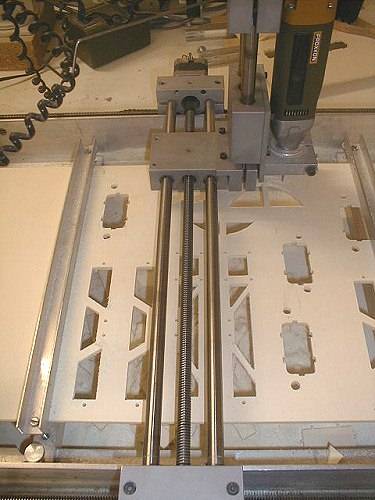 B-2 Stealth  Spanten in CNC-Fr�se